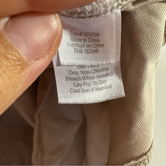 Crosby Modal Tee Neutral Beige Crewneck Short Sleeve Top Women’s Small - Picture 3 of 6